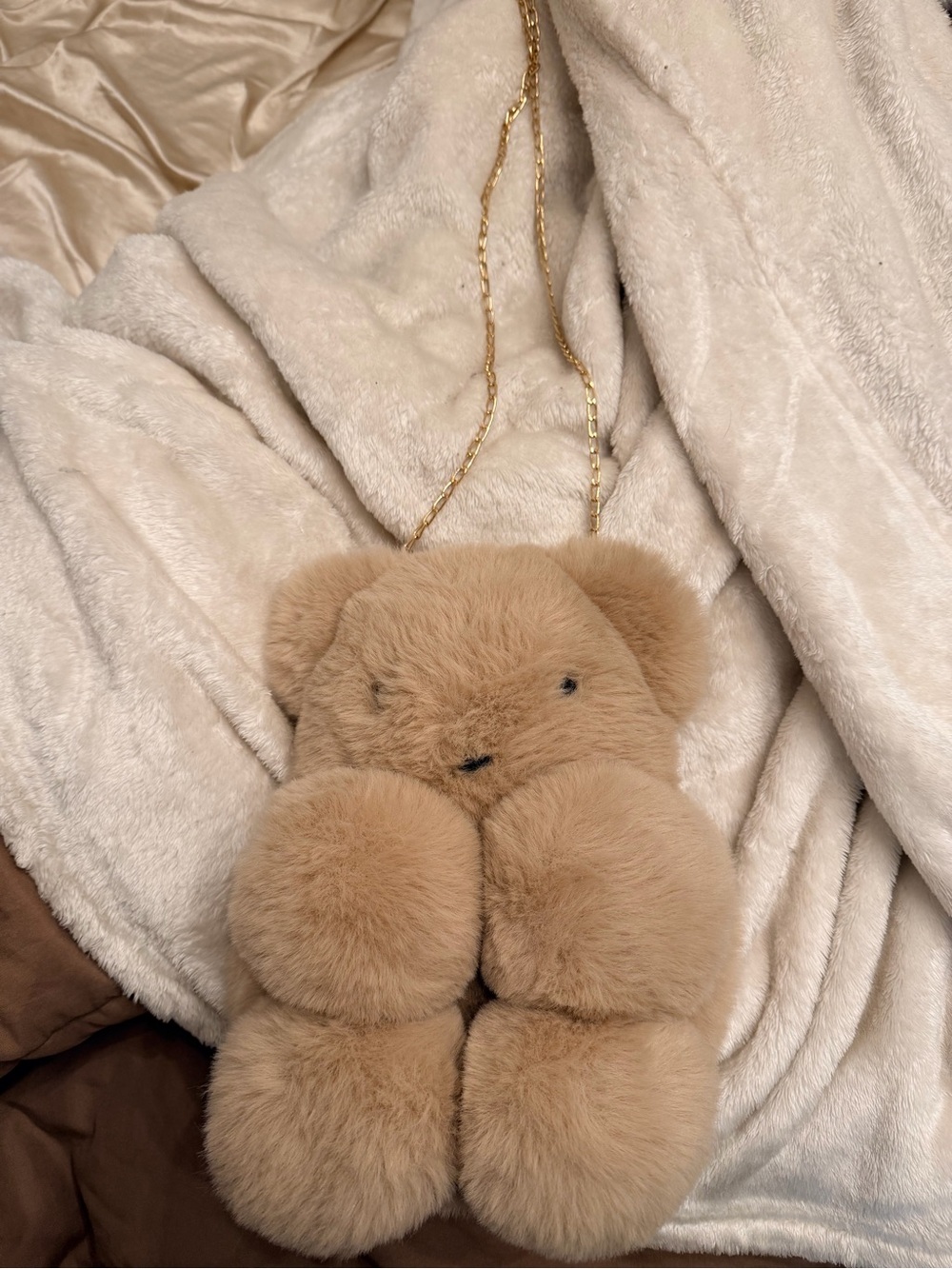 Plush Teddy Shoulder Bag in Beige with Gold Chain